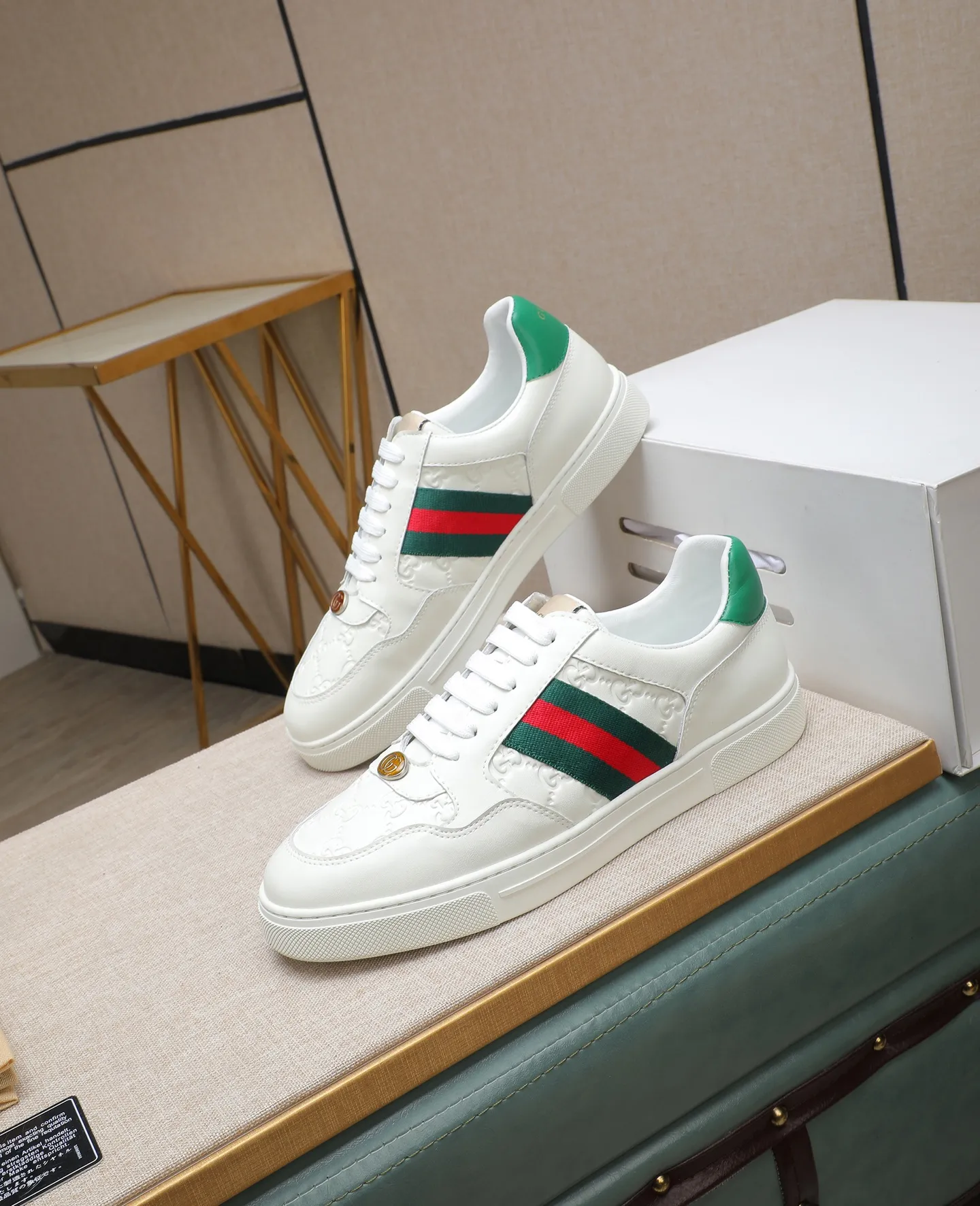 Men's men's shoes 💰440 GUCCI🔍🔍The latest model is on sale at the same time at the counter. Original calfskin imported from Italy, genuine leather lining, (high-end, noble, and classy) with exquisite workmanship. Sole: Original sole provided by the original factory, ⚠Exclusive double-layer movable molded sole super comfortable⚠, real shot 🎬The real thing is better🔍🔍"High quality·Follow the order" Code number 38-44